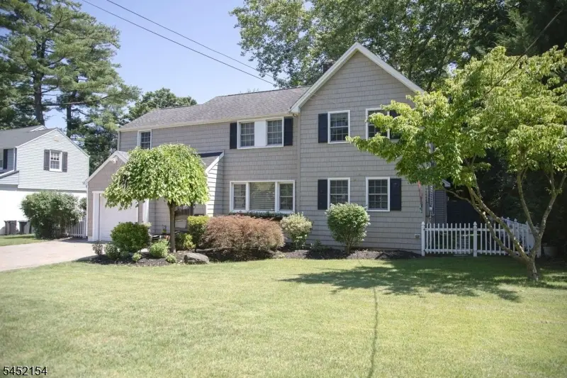22 Warren Rd, Fair Lawn, NJ 07410 - #2
