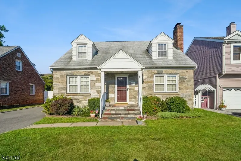 20 S 18th St, Kenilworth, NJ 07033 - #1