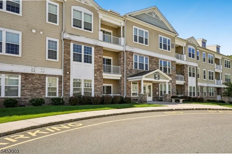 5311 Veterans Dr, Mount Hope, NJ 07885 - #2