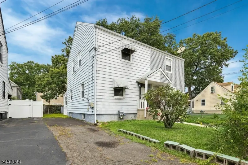 721 Union St, Linden, NJ 07036 - #2