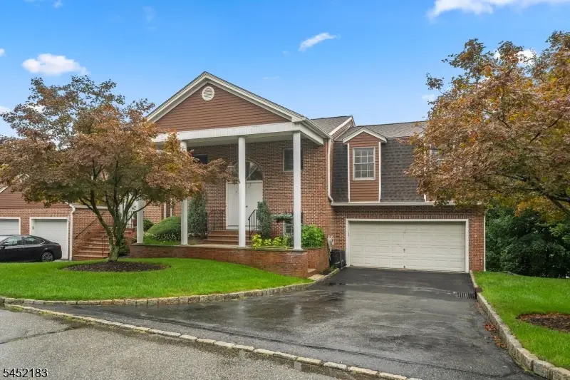 8 Beacon Hill Commons #8, Pompton Lakes, NJ 07442 - #1