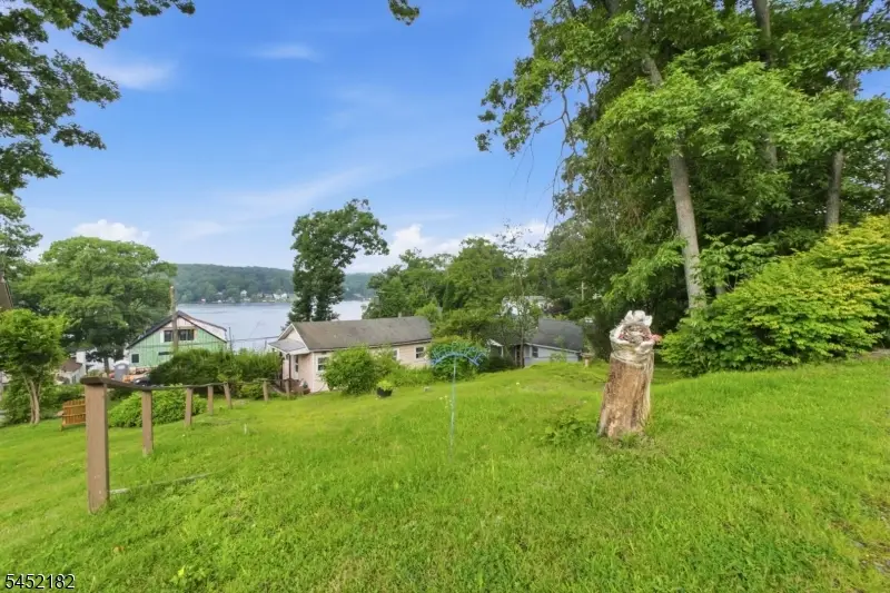 22 Alpine Dr, Lake Hopatcong, NJ 07849 - #1