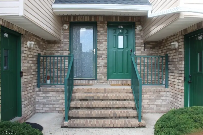 202 Rip Van Dam Ct, Belle Mead, NJ 08502 - #1