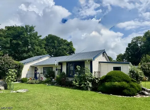 45 Kennedy Ave, Ogdensburg Boro, NJ 07439