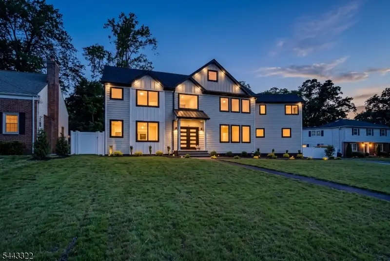 10 Shawnee Rd, Cranford, NJ 07016 - #3