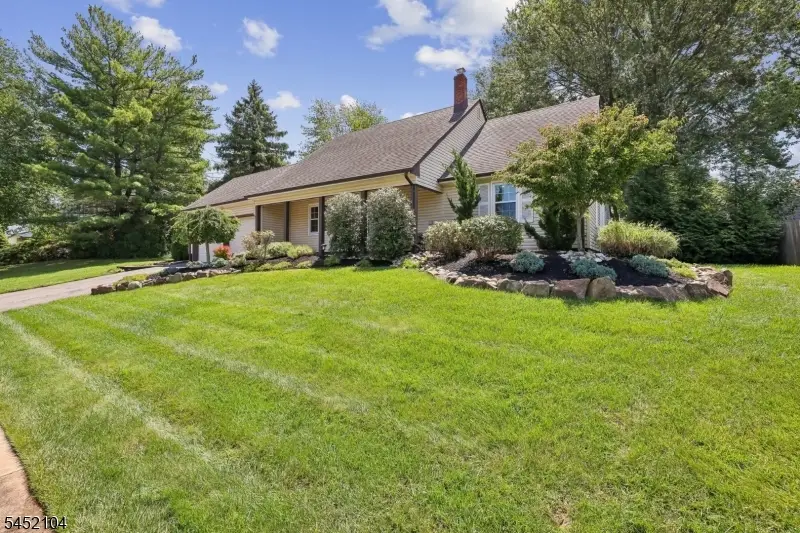219 W 1st, Edison, NJ 08820 - #2