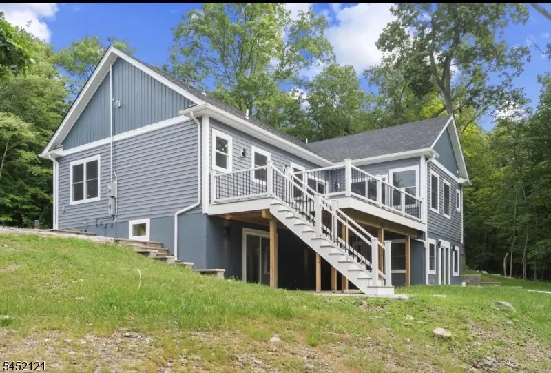 912 Spruce Trl, Crandon Lakes, NJ 07860 - #3