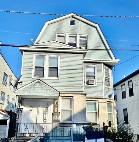 13 Windsor St, Kearny, NJ 07032 - #1
