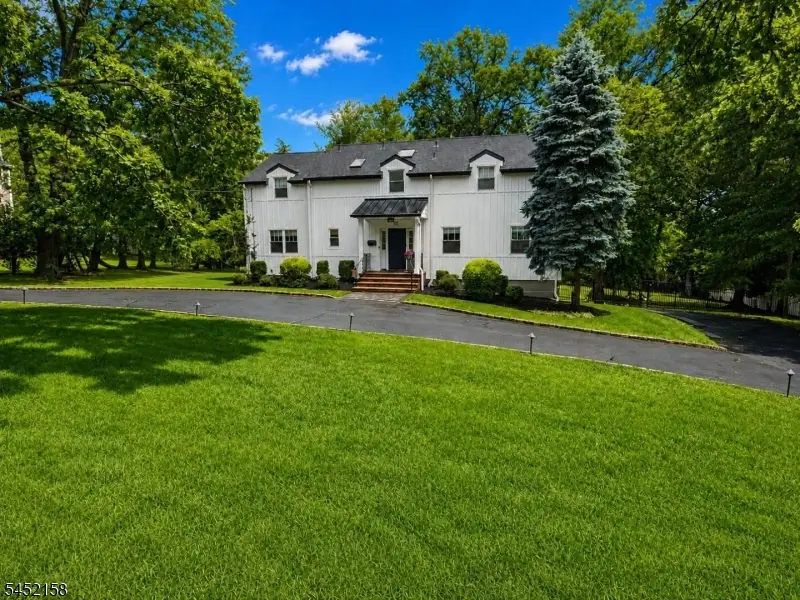 69 N Hillside Ave, Livingston, NJ 07039 - #1