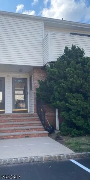 901F Merritt Dr, Hillsborough Twp., NJ 08844