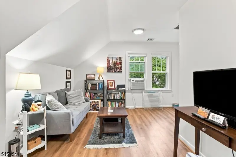 41 N 14th St, Hawthorne, NJ 07506 - #2