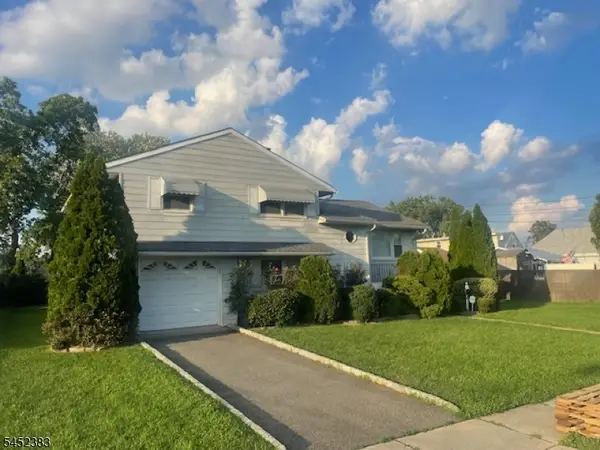100 Wortylko St, Carteret Boro, NJ 07008