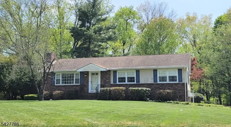484 Stony Brook Dr, Bridgewater Center, NJ 08807 - #1