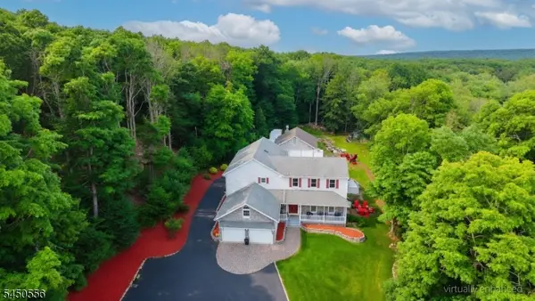 200 Longhouse Dr, West Milford Twp., NJ 07421