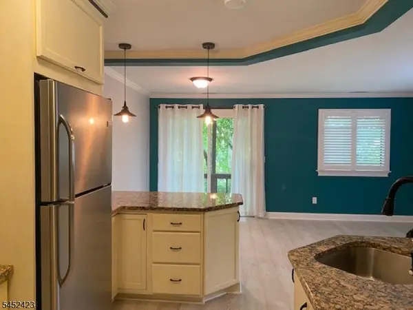 5 Sugar Loaf Ct #8, Vernon Twp., NJ 07462