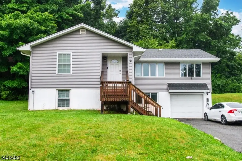 2 Glen Rd, Vernon, NJ 07422 - #2
