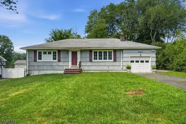 14 Ford Hill Rd, Hanover Twp., NJ 07981