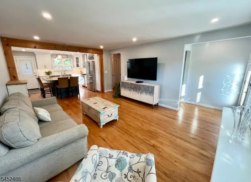 410 Lexington Ave, Cranford, NJ 07016 - #2