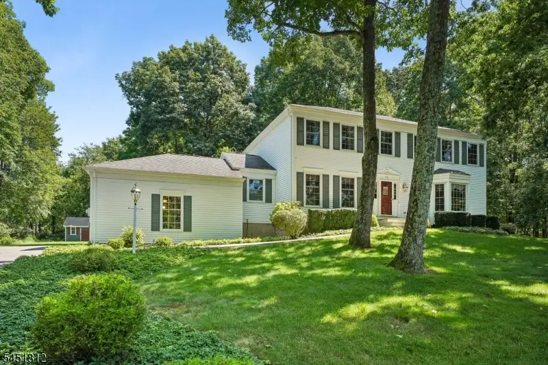 12 Eagle Nest Ln, Washington, NJ 07853 - #1