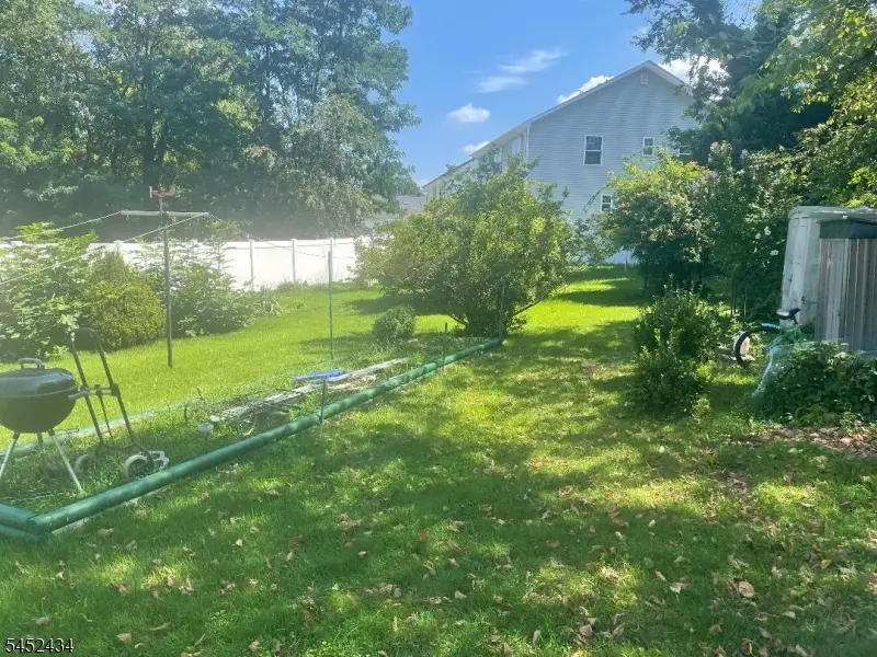 209 Linden Ave, Rahway, NJ 07065 - #2