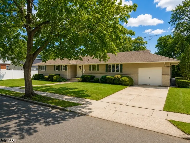 181 Princeton Ave, Rahway, NJ 07065 - #3