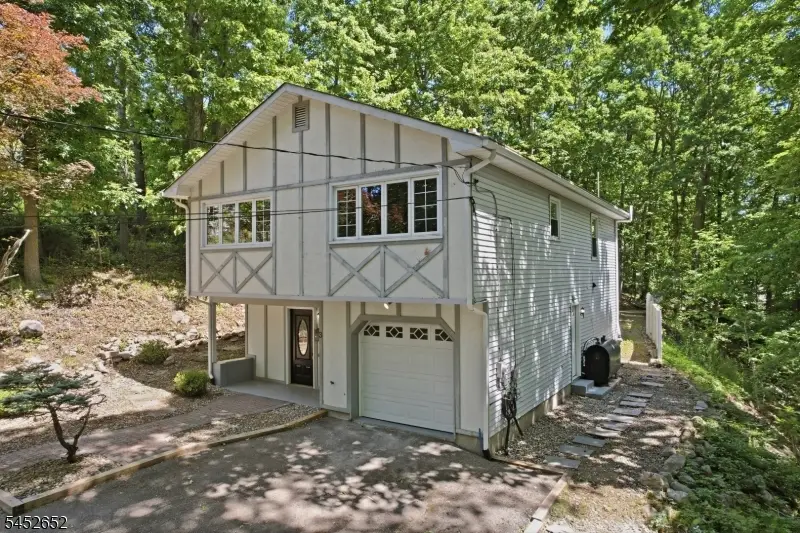 3 Conklin Ave, Hopatcong, NJ 07874 - #2