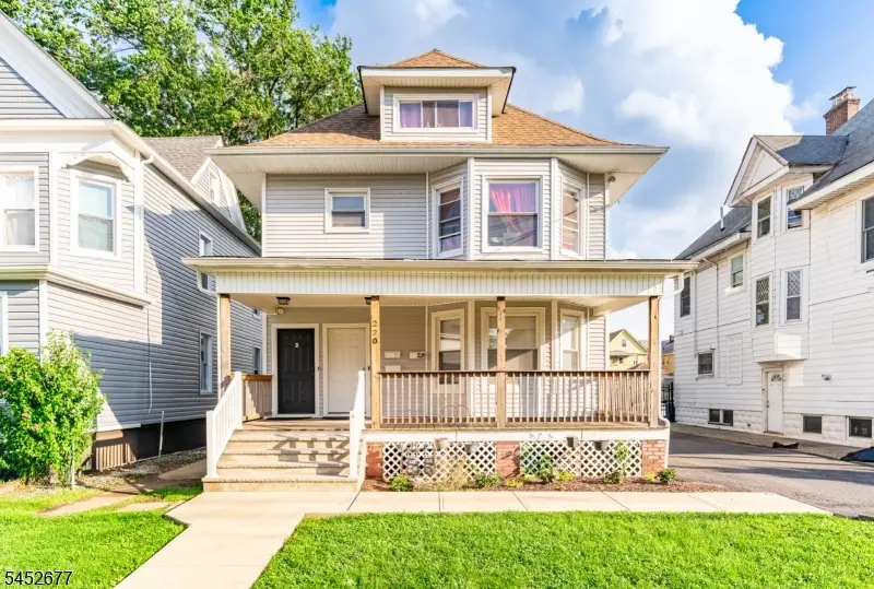 220 Murray St, Elizabeth, NJ 07202 - #1