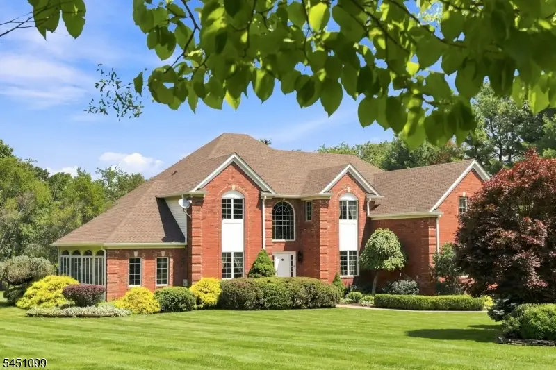22 Ascot Dr, Washington, NJ 07853 - #3