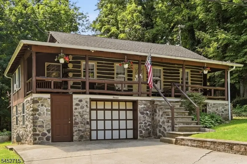 13 Woodside Dr, West Milford, NJ 07480 - #1