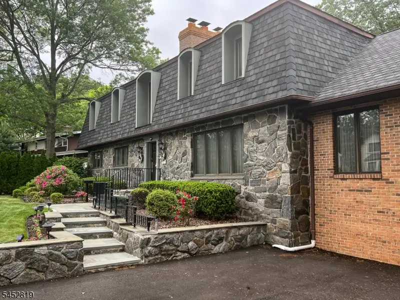 203 Harwood Pl, Paramus, NJ 07652 - #3