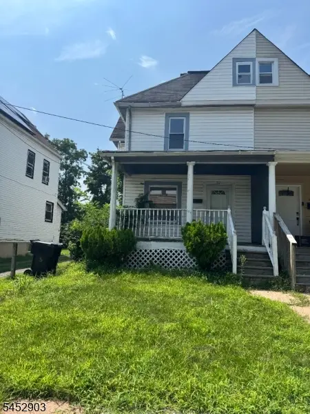 37 Dekalb Ave, Plainfield City, NJ 07063