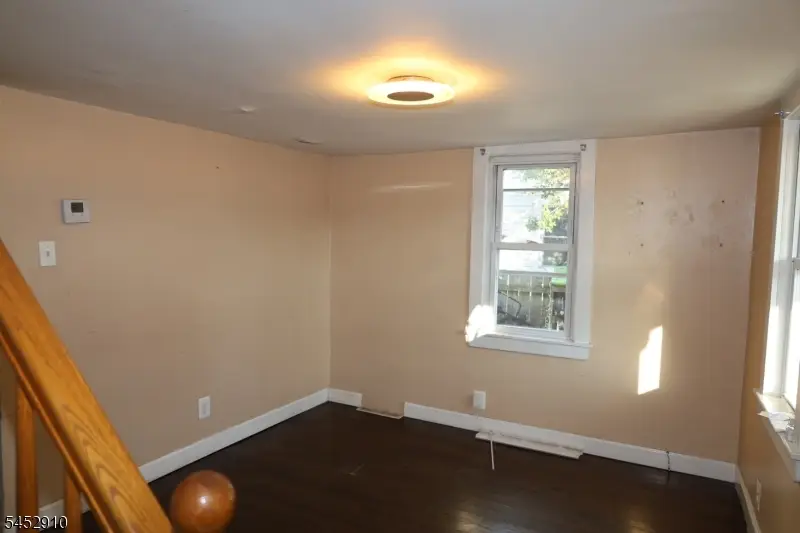 28 Warren St, North Plainfield, NJ 07060 - #3