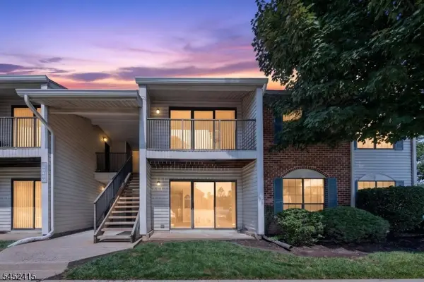 60 Taylor Dr, Franklin Twp., NJ 08823