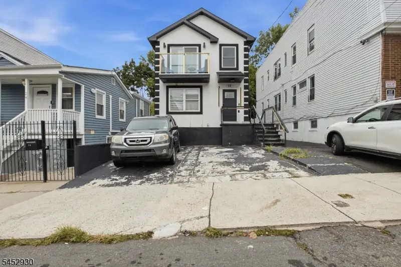 22 Breckenridge Ter, Irvington, NJ 07111 - #1