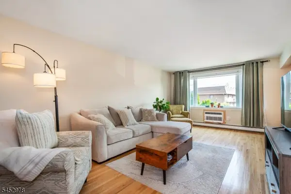 605 Grove St #3, Clifton City, NJ 07013
