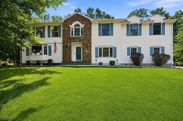 23 Beech Dr, Morris Plains Boro, NJ 07950
