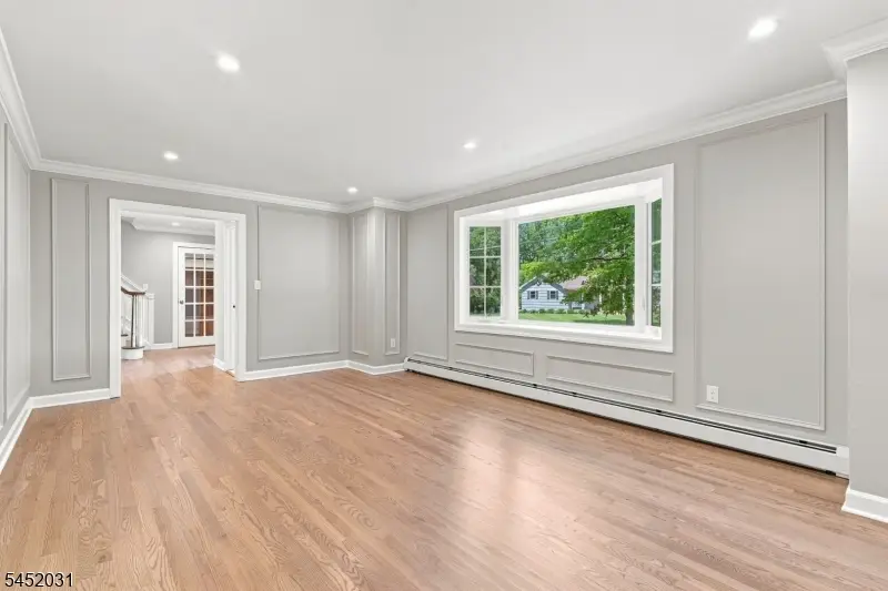 23 Beech Dr, Morris Plains, NJ 07950 - #3