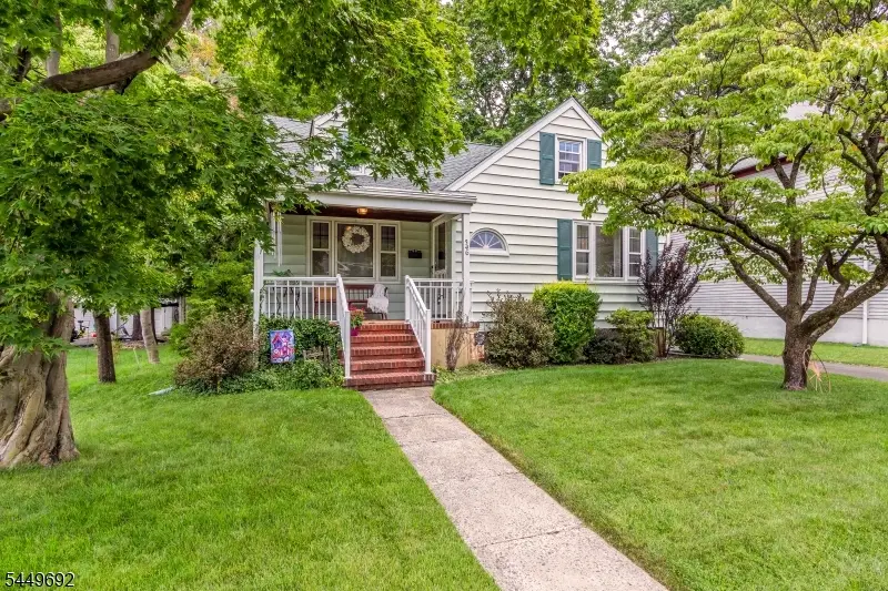 346 Walnut St, Dunellen, NJ 08812 - #2