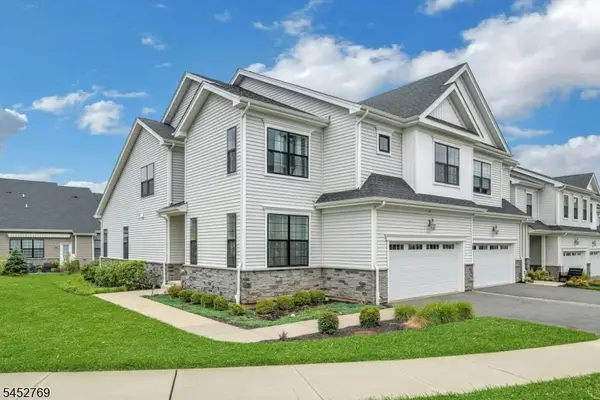 49 Whitney Ave, Morris Plains Boro, NJ 07950