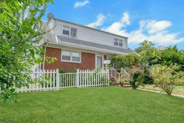 48 Doherty Dr, Clifton City, NJ 07013