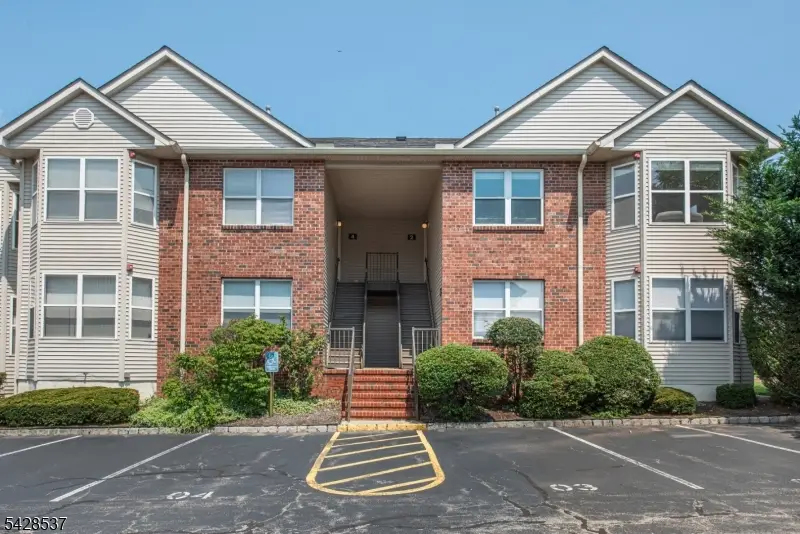 3 Jennifer Dr, East Hanover, NJ 07936 - #1