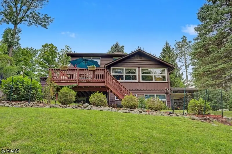 21 Shawnee Trl, Lake Mohawk, NJ 07871 - #3