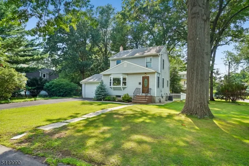 40 Carpenter Pl, Cranford, NJ 07016 - #2