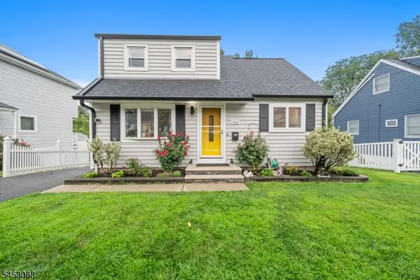 144 Harrington Rd, Clifton City, NJ 07012
