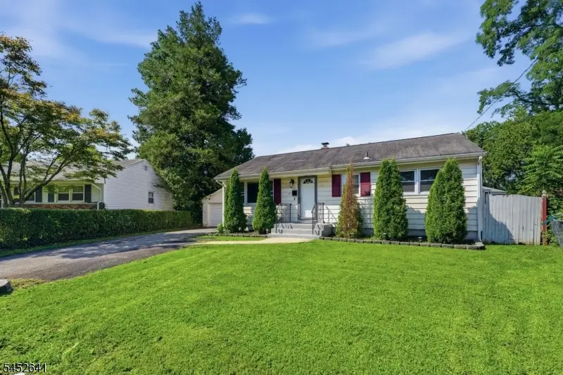 77 Deborah Ct, Plainfield, NJ 07062 - #2