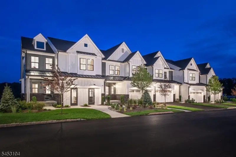 1 Voorhees Ct, Far Hills, NJ 07931 - #2