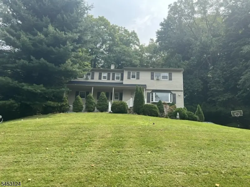 24 Tallahatchie Dr, Vernon, NJ 07461 - #1