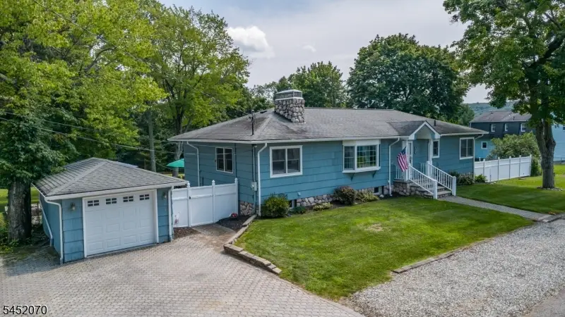 83 Vine Ave, West Milford, NJ 07480 - #2