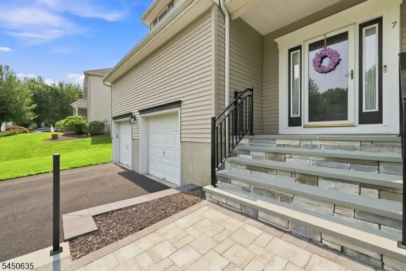 7 Lazarus Dr, Ledgewood, NJ 07852 - #2
