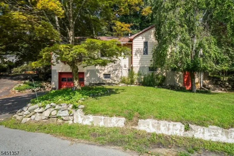 12 Coolidge Trl, Hopatcong, NJ 07843 - #1